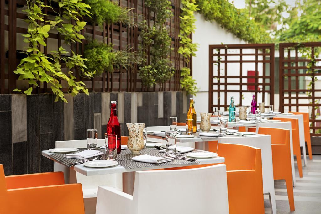 Zone By The Park , Bani Park Jaipur Hotell Exteriör bild