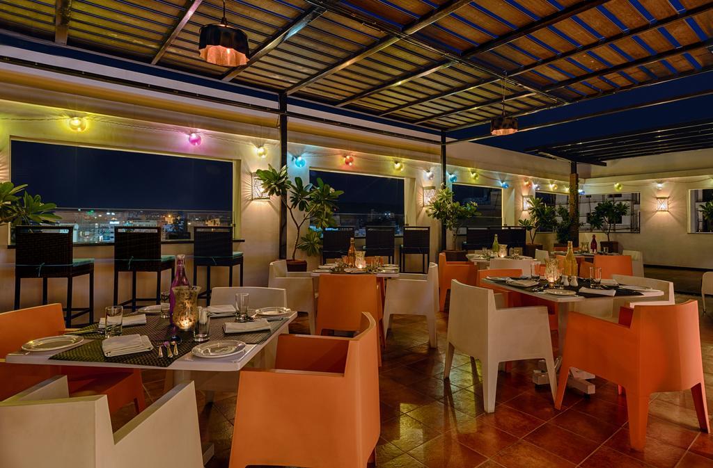 Zone By The Park , Bani Park Jaipur Hotell Exteriör bild