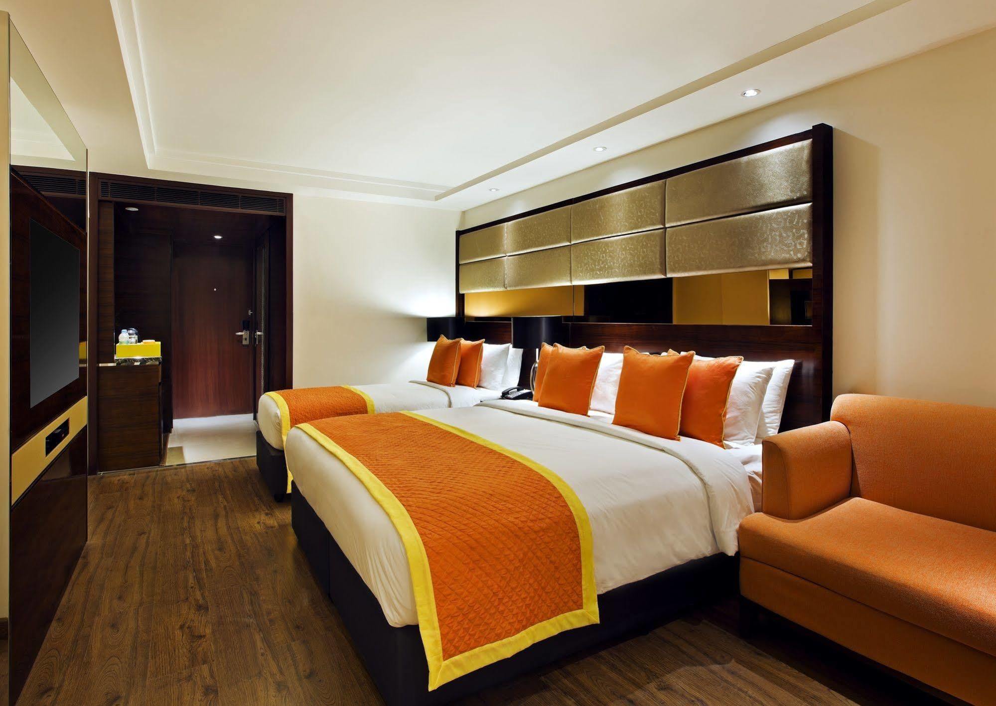Zone By The Park , Bani Park Jaipur Hotell Exteriör bild