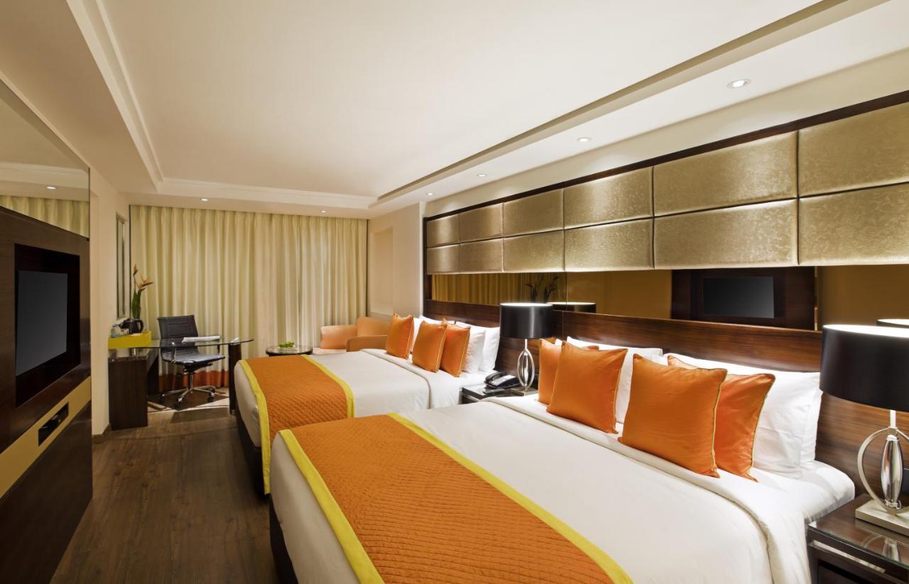 Zone By The Park , Bani Park Jaipur Hotell Exteriör bild